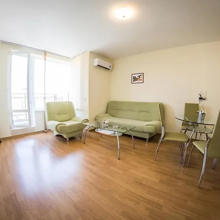 Garden Apartmán Sluneční pobřeží